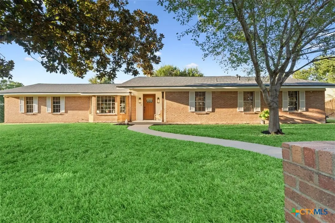200 E 21st Avenue, Belton, TX 76513 - #1
