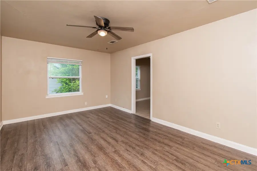 214 E Munroe Avenue, Temple, TX 76501 - #2