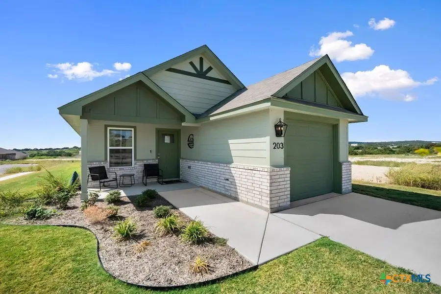 203 Monty Avenue, Copperas Cove, TX 76522 - #2