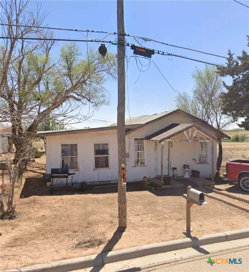 109 E 2nd, Abernathy, TX 79311 - #2