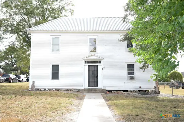 149 N Commercial Street, Goliad, TX 77963