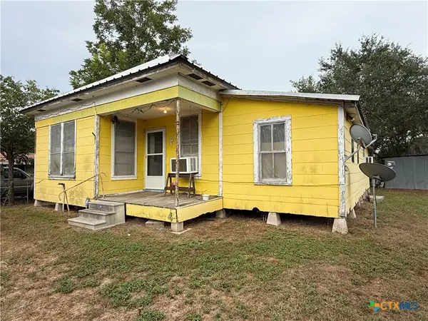 79 Johnson Street, Bloomington, TX 77951