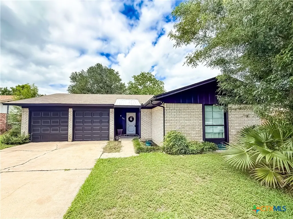 204 Timberlane, Victoria, TX 77901 - #1