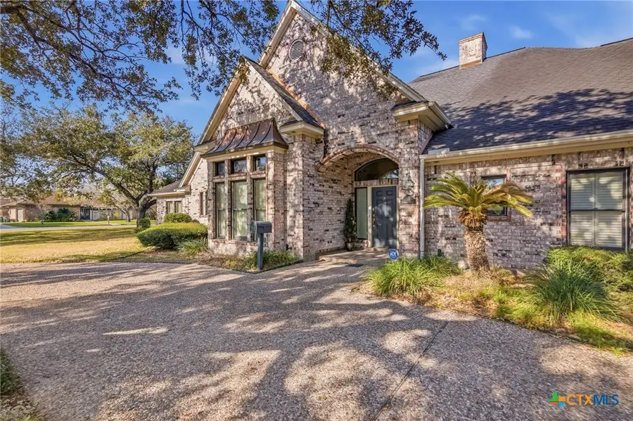 115 Alameda Circle, Victoria, TX 77904 - #2