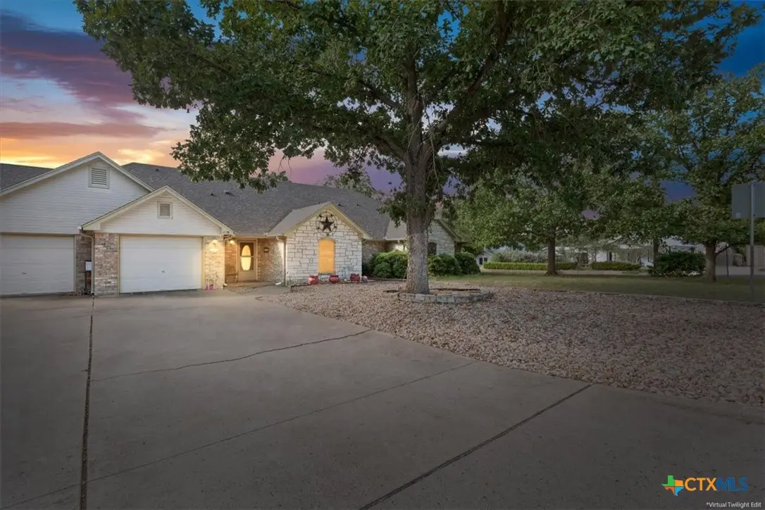 1006 W North Avenue, Lampasas, TX 76550 - #1