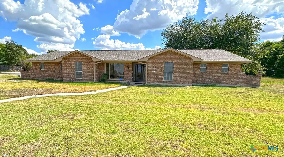 517 S Roy Reynolds Drive, Harker Heights, TX 76548 - #1