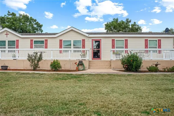250 E 3rd Street, Bloomington, TX 77951