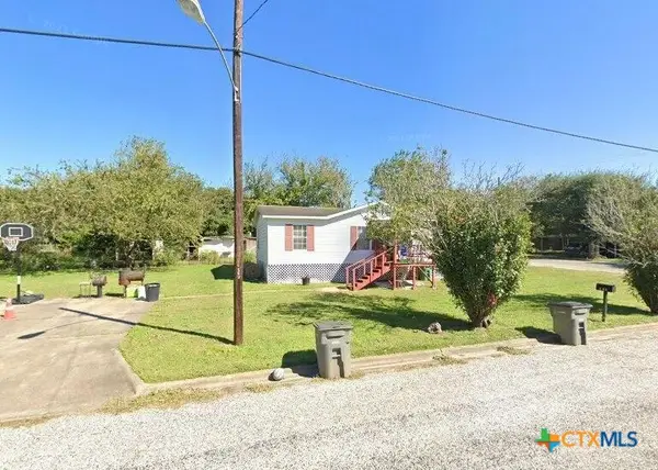 608 E 2nd Street, Victoria, TX 77901