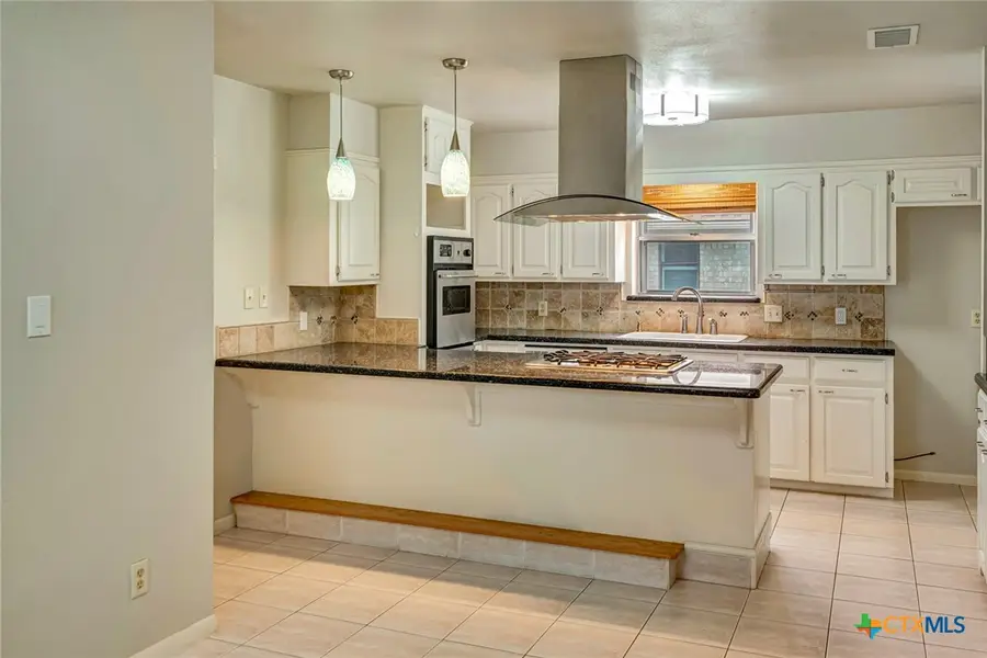 607 Bedivere Drive, Victoria, TX 77904 - #3