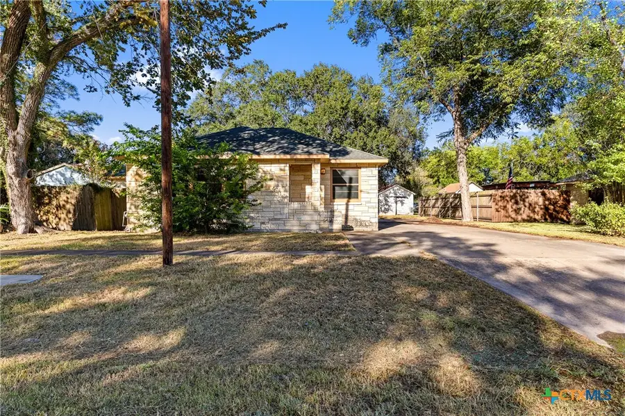 407 S 4th, Ganado, TX 77962 - #2