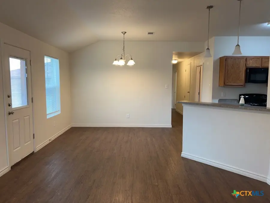 1500 Justin Loop, Killeen, TX 76543 - #3