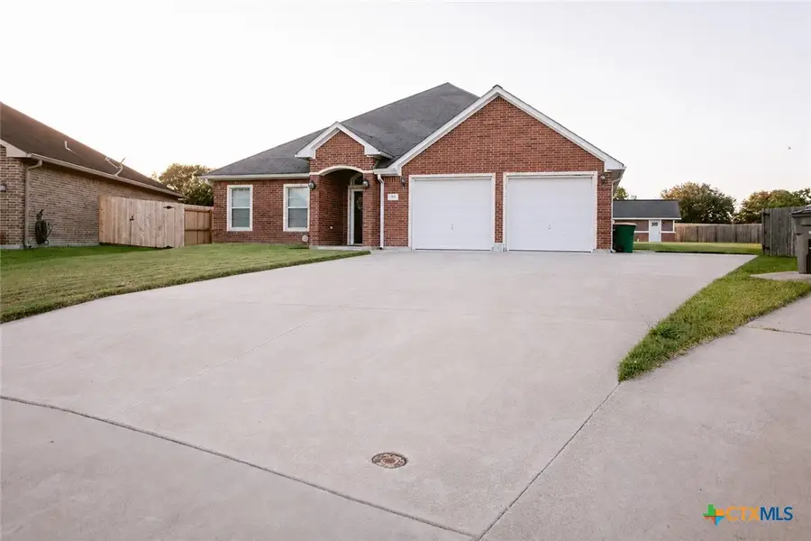 511 Mason Circle, Victoria, TX 77904 - #3