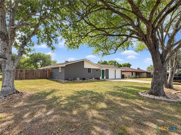 720 Whitewing Street, Victoria, TX 77905
