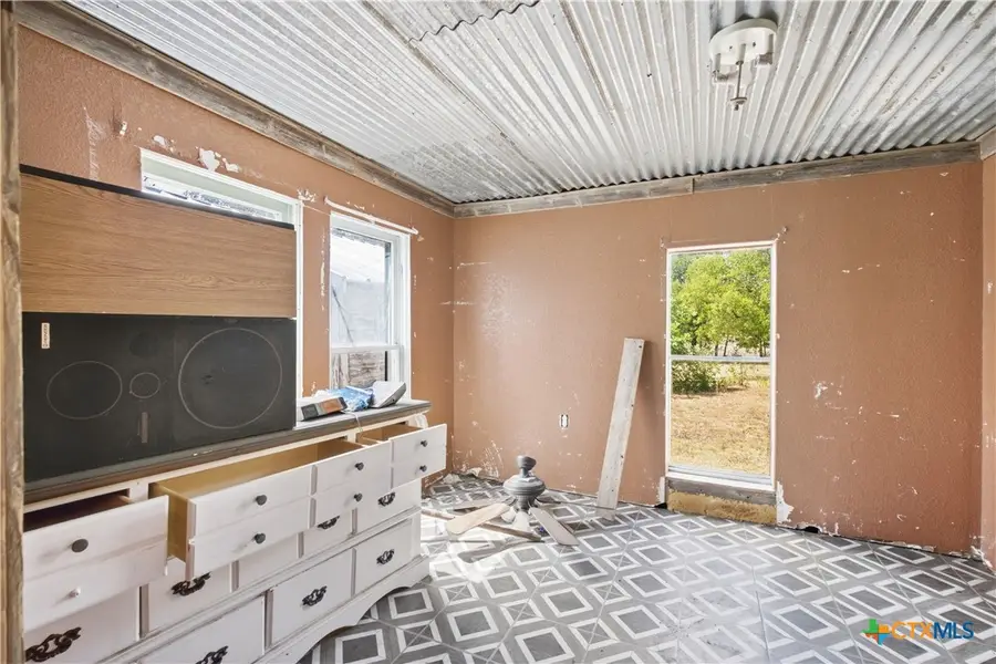 134 S Lone Star Parkway, Moody, TX 76557 - #2