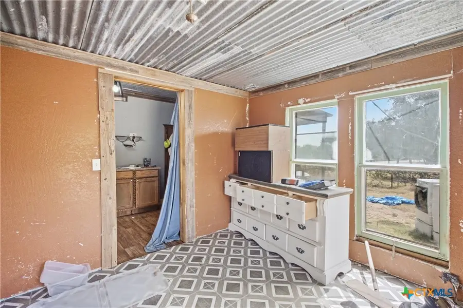 134 S Lone Star Parkway, Moody, TX 76557 - #3