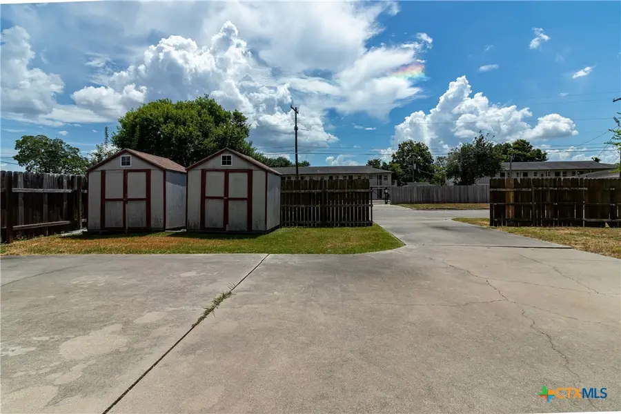 306 E. Brazos, Victoria, TX 77901 - #2