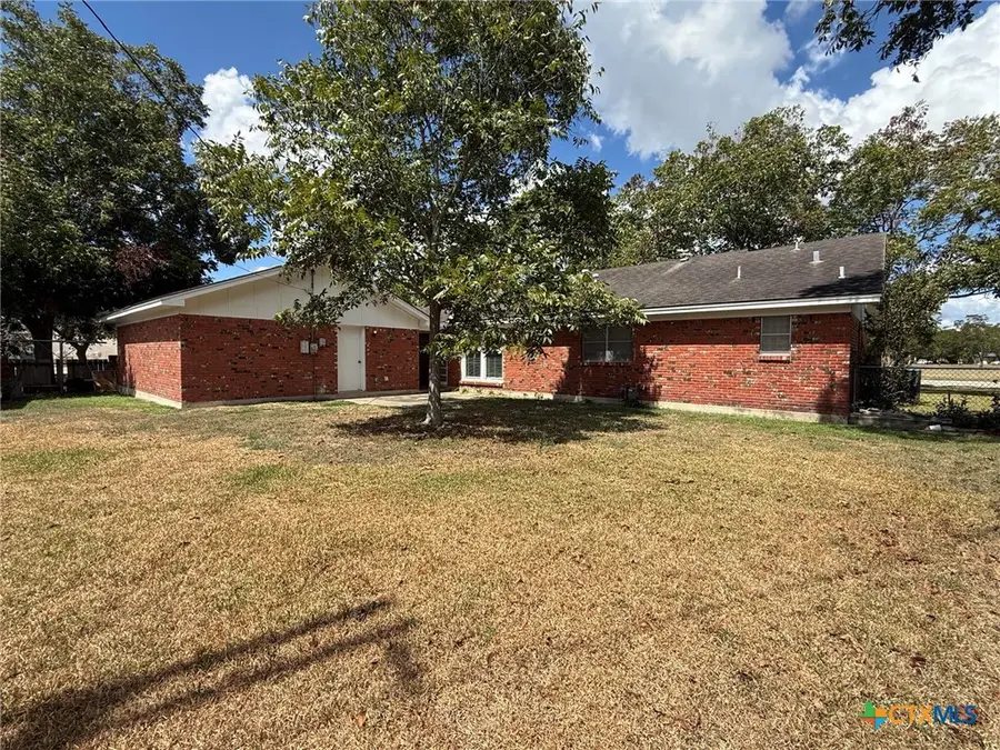 101 Longfellow Lane, Victoria, TX 77904 - #3