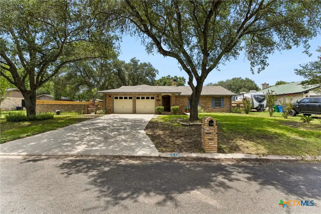 1640 Willow Lane, Seguin, TX 78155 - #1