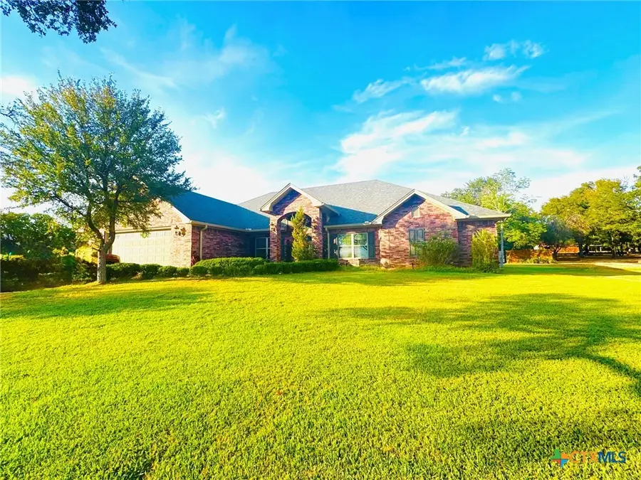 612 River Oaks Drive, Gatesville, TX 76528 - #2