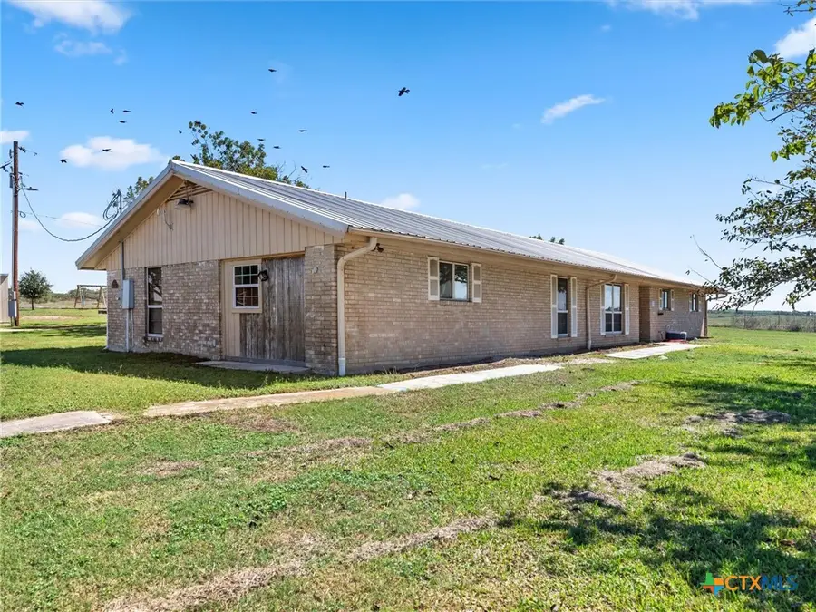 3925 Linne Road, Seguin, TX 78155 - #3