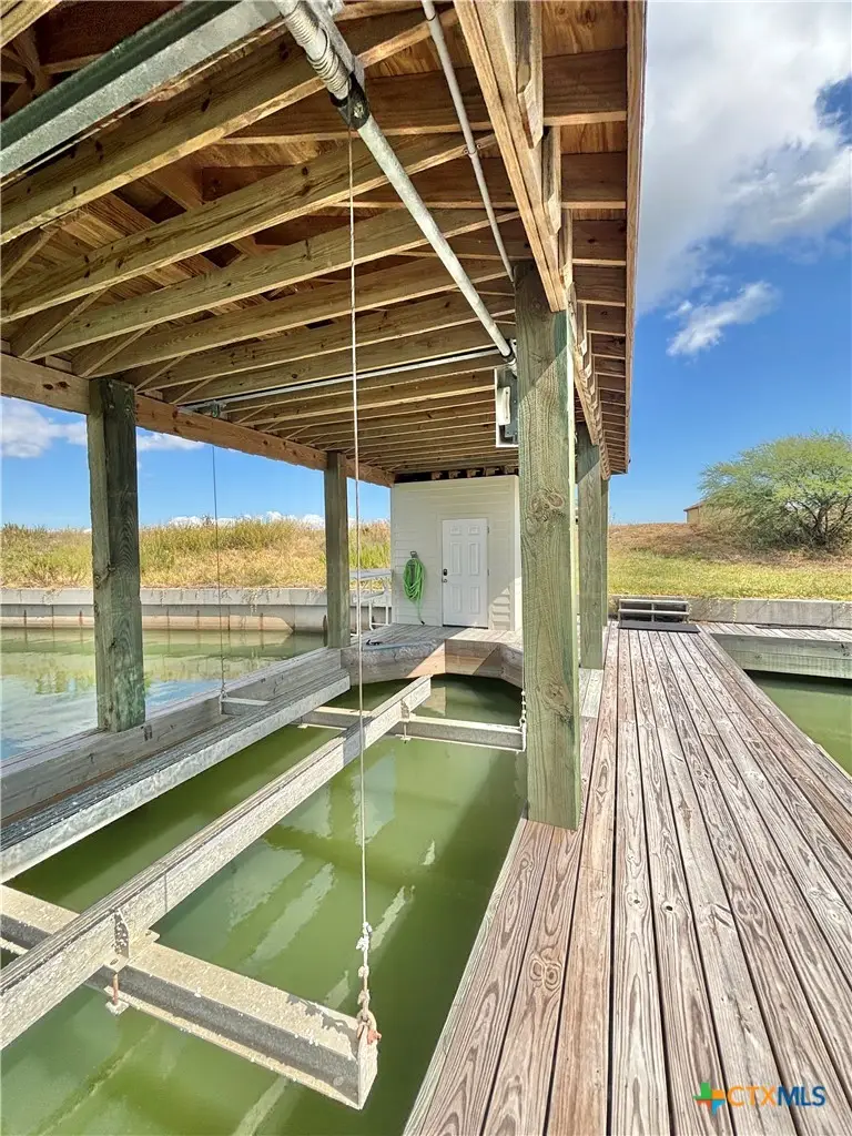 384 E Lago Loop Road, Port Lavaca, TX 77979 - #1