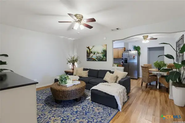 1502 Eichen Road, New Braunfels, TX 78130