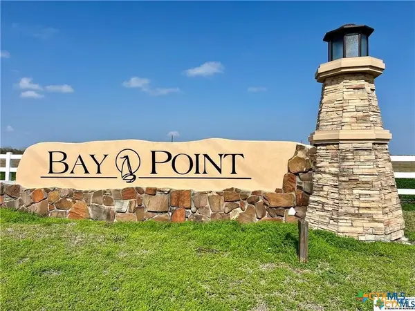 26 Bay Point Drive Drive, Port Lavaca, TX 77979
