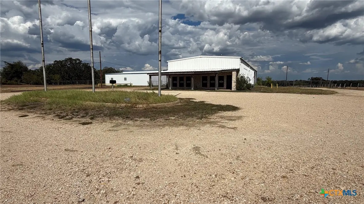 4437 S Hwy 77, Rockdale, TX 76567 - #1