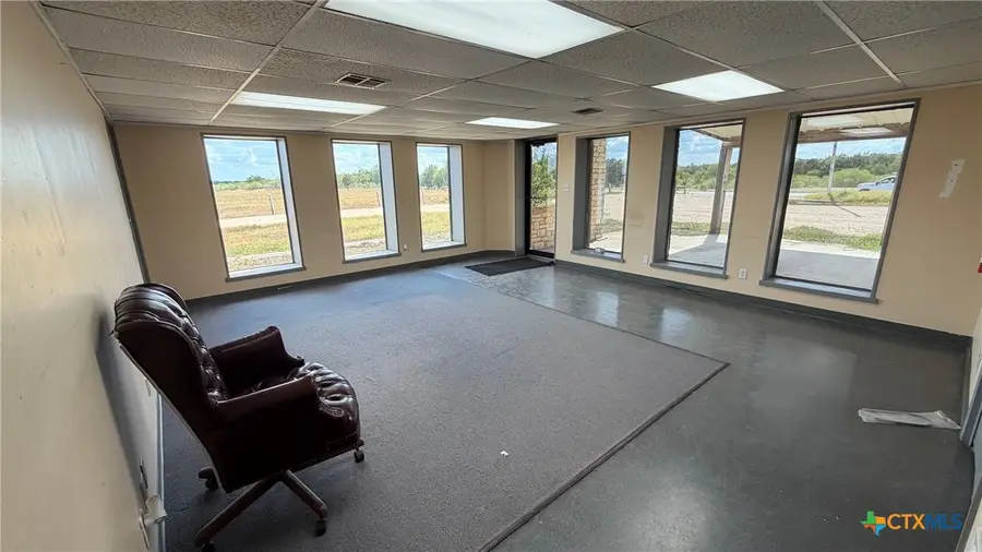 4437 S Hwy 77, Rockdale, TX 76567 - #2