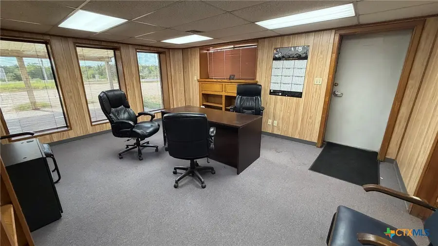 4437 S Hwy 77, Rockdale, TX 76567 - #3