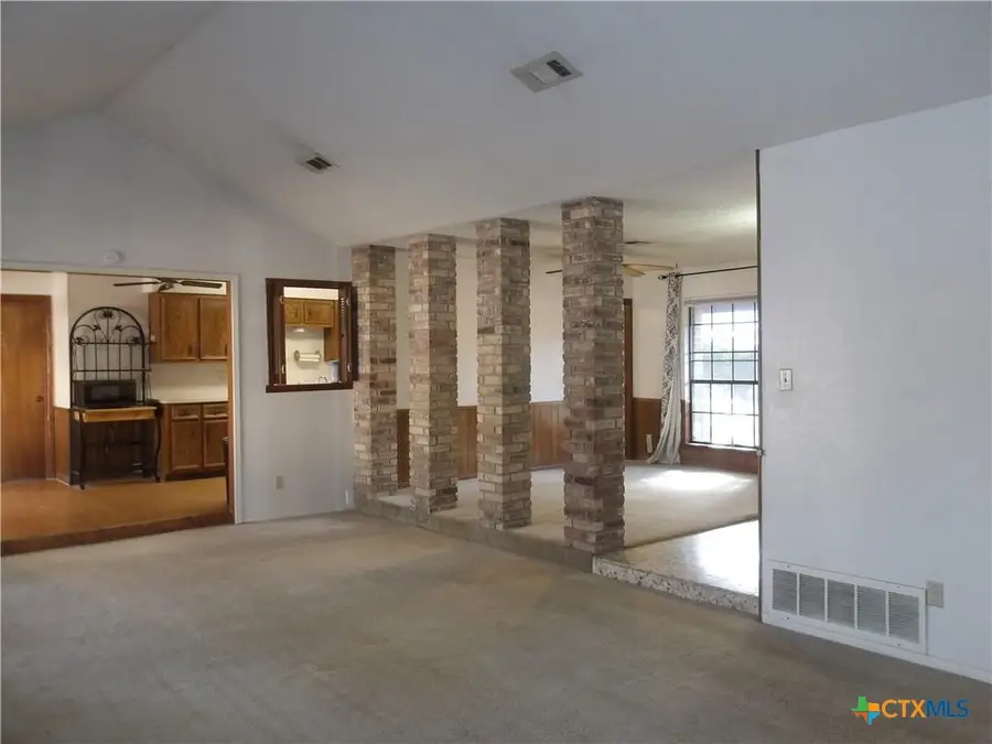 107 Suzanne Lane, Harker Heights, TX 76548 - #2