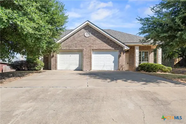 816 Twin Oaks Drive, Temple, TX 76504