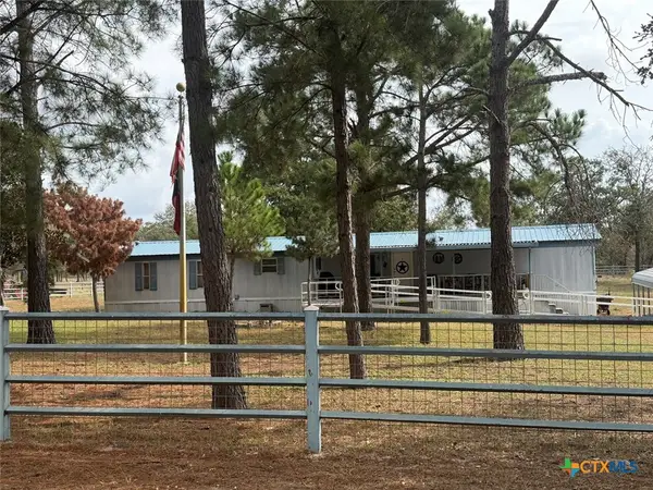 340 Shorthorn Road #1, Stockdale, TX 78160