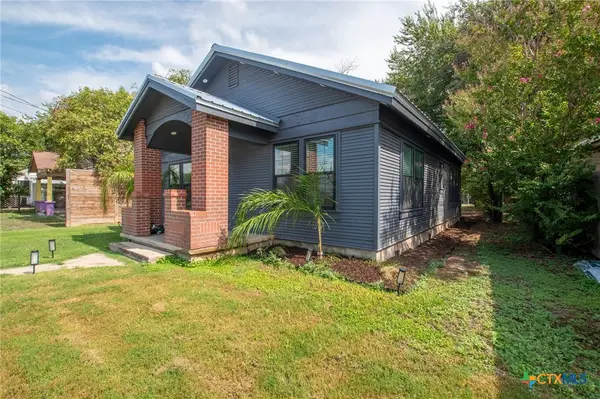 207 S Chestnut Street, Lampasas, TX 76550