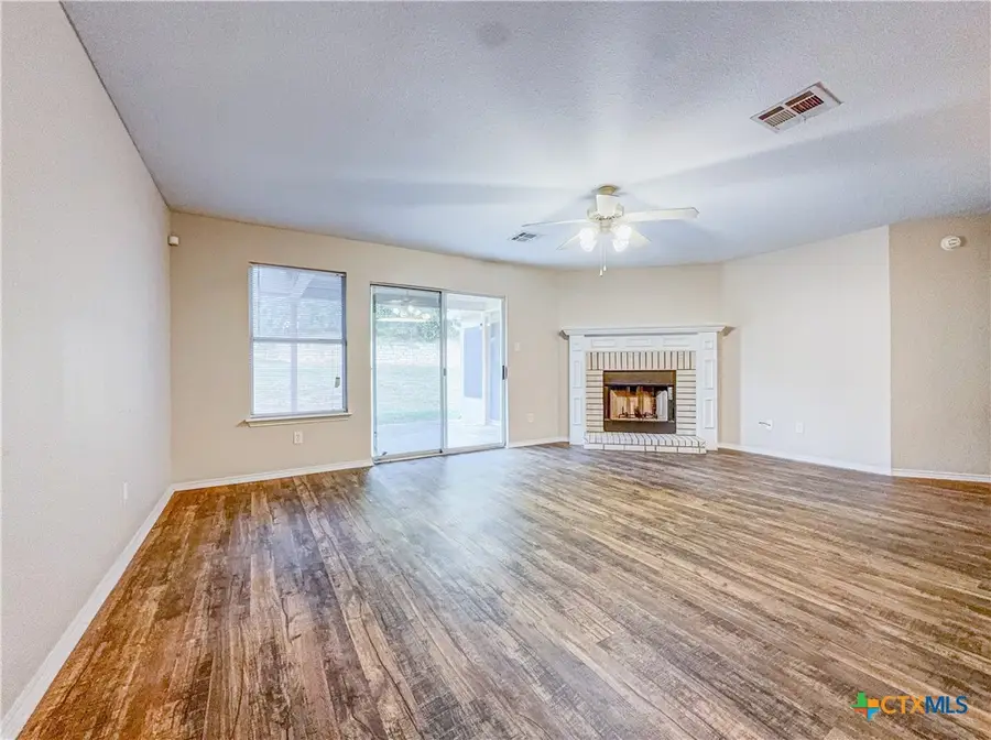 201 Tepee Drive, Harker Heights, TX 76548 - #3