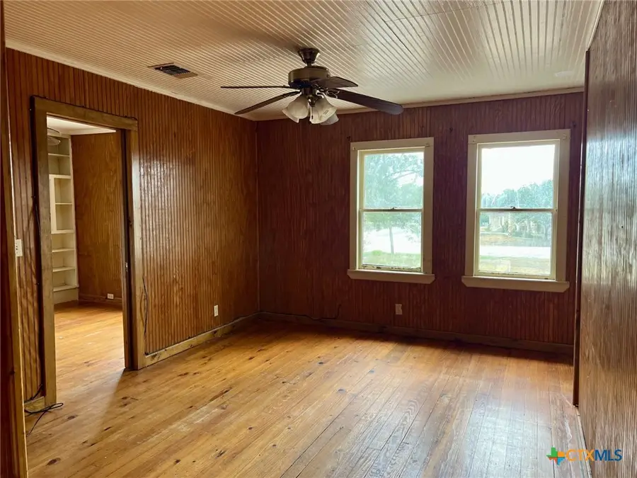 407 S Second Street, Ganado, TX 77962 - #3