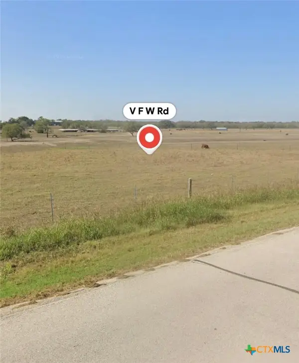000 Vfw Road, Yorktown, TX 78164