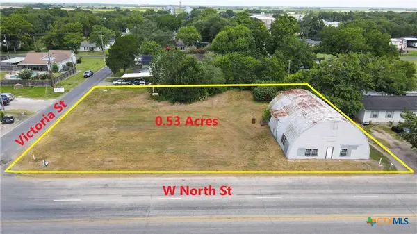 400 W North Street, Louise, TX 77455