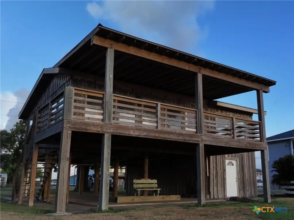 133 Marshall Johnson Avenue, Port Lavaca, TX 77979 - #1