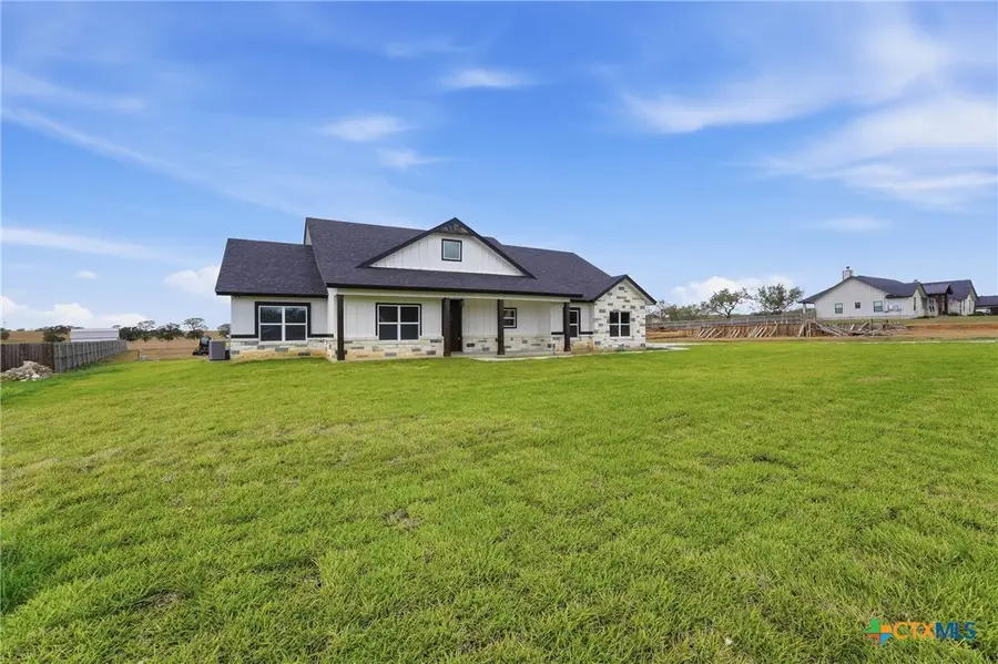 152 Creekwood Drive, Gonzales, TX 78629 - #2