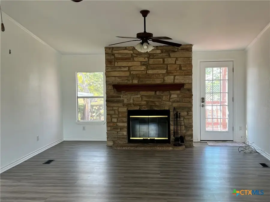 330 Grandview Drive, San Marcos, TX 78666 - #2