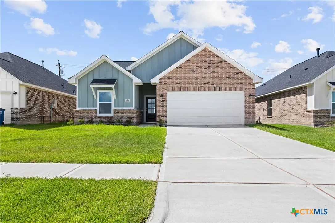 308 Cardinal Drive, Port Lavaca, TX 77979 - #1