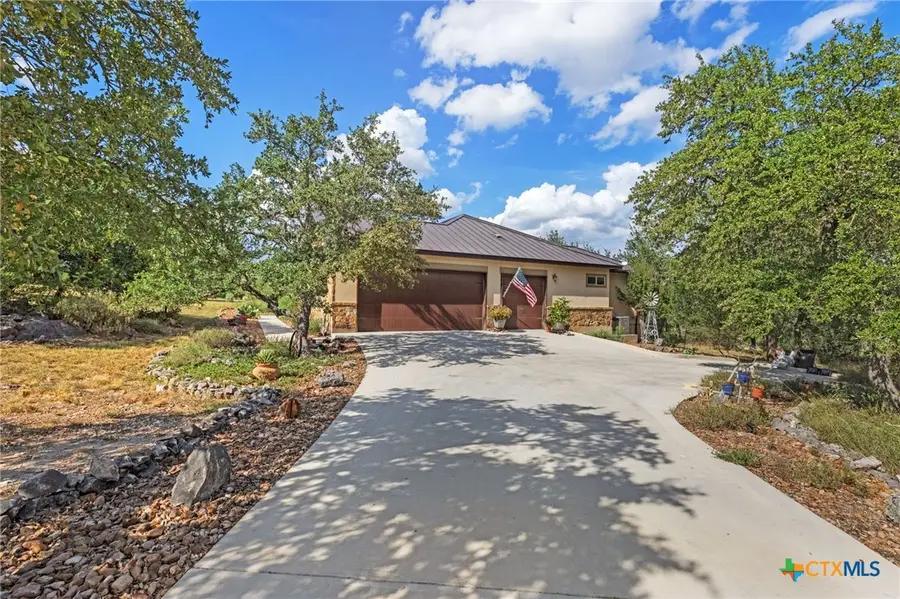 611 Shady Hollow, New Braunfels, TX 78132 - #3