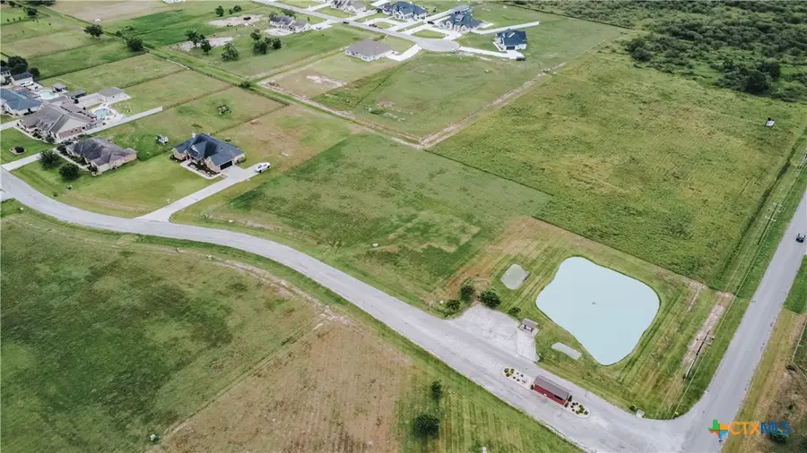 83 Wellspring Boulevard, Victoria, TX 77904 - #2