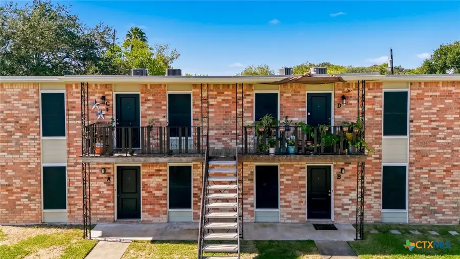 905 Simpson Road, Victoria, TX 77904 - #2