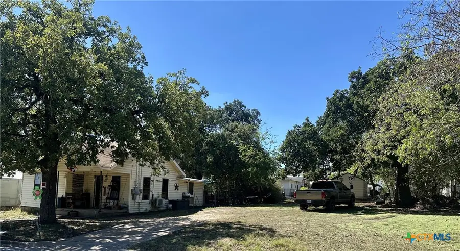 402 Live Oak Street, Gatesville, TX 76528 - #2
