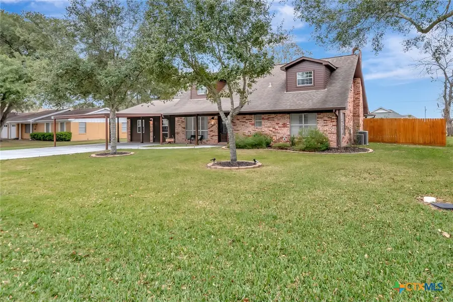 1203 S 2nd Street, Ganado, TX 77962 - #3