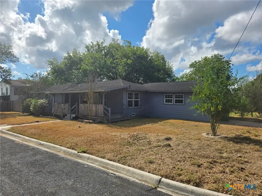 2001 E Forrest Street, Victoria, TX 77901 - #3