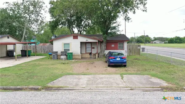 2903 Wildwood Street, Victoria, TX 77901