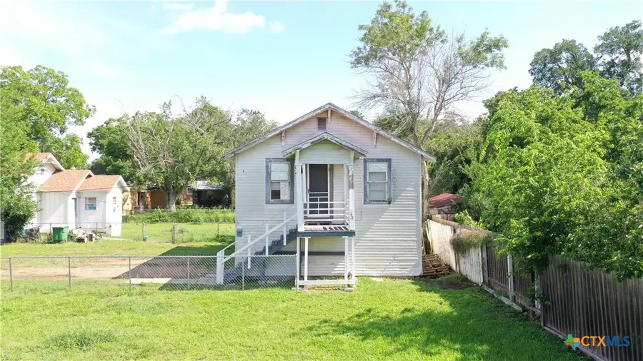 1704 N Goldman Street, Victoria, TX 77901 - #2